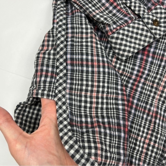 J. Jill Black and White Plaid Button Down Shirt NWOT Size Large - Picture 4 of 7